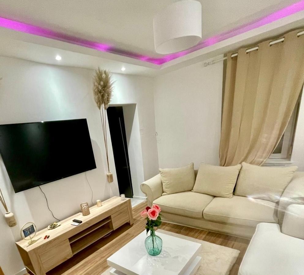 Coockooning Led Apartment Yutz Bagian luar foto